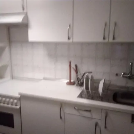 公寓 Cozy 2-br Center In